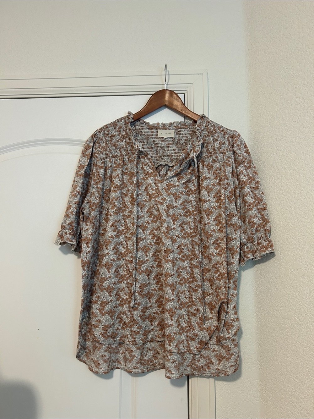 MELLODAY Brown & Cream Textured Bohemian/Pheasant Style Floral Top Size Large